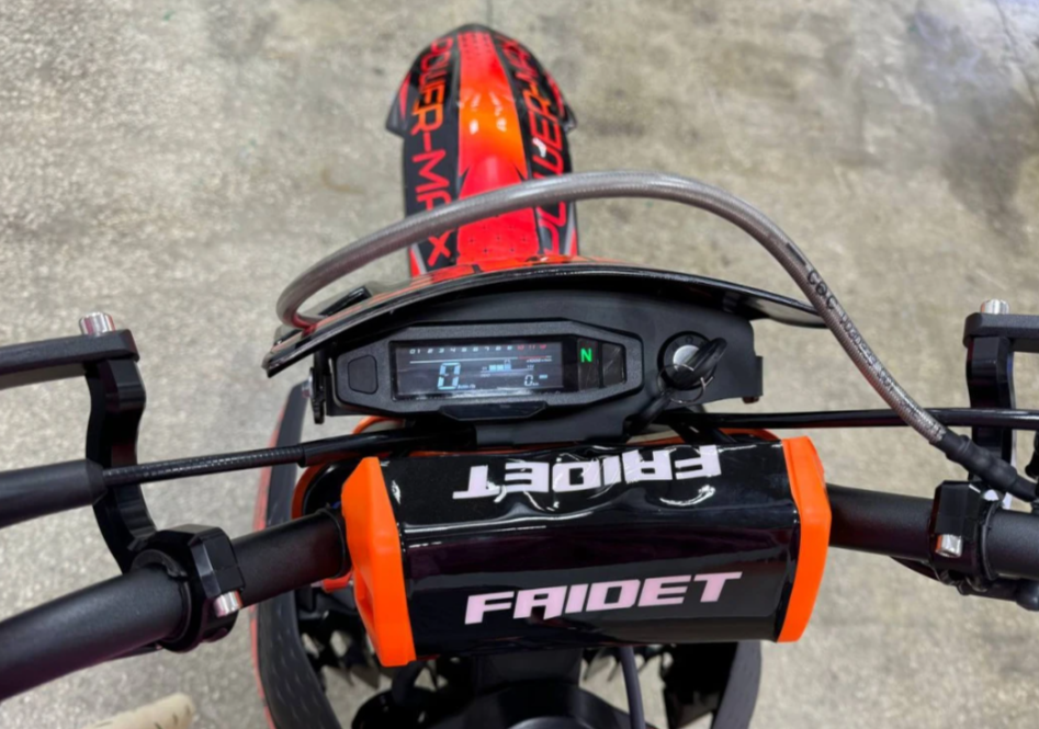 Кроссовый мотоцикл FAIDET PR300 MAX WP в Хасавюрте