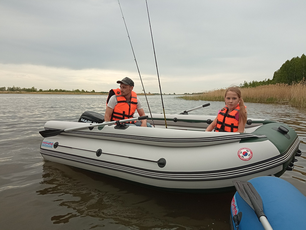 Лодка MISHIMO FAMILY LITE DF 400 в Хасавюрте