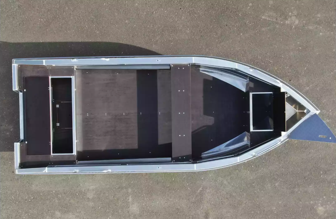 Алюминиевая лодка  Неман-480 Р в Хасавюрте