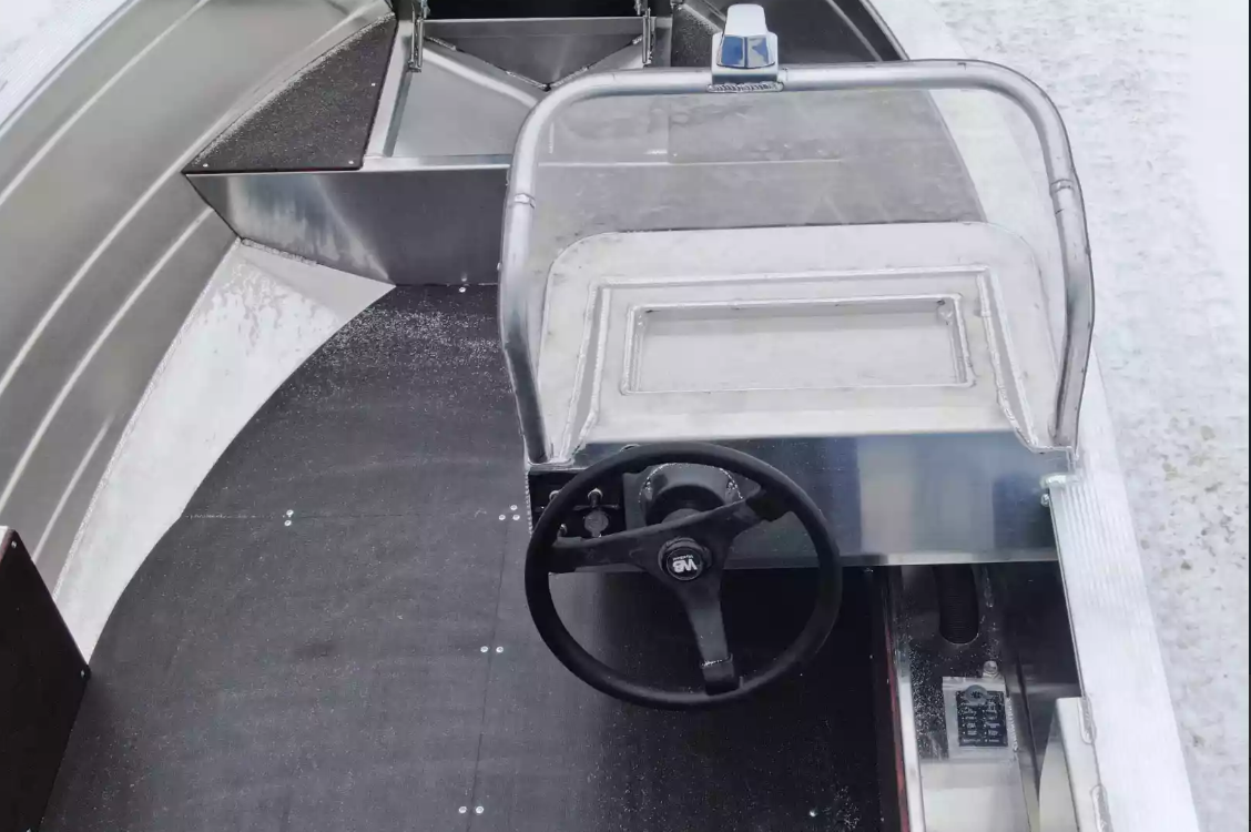 Алюминиевая лодка Неман-400 С в Хасавюрте