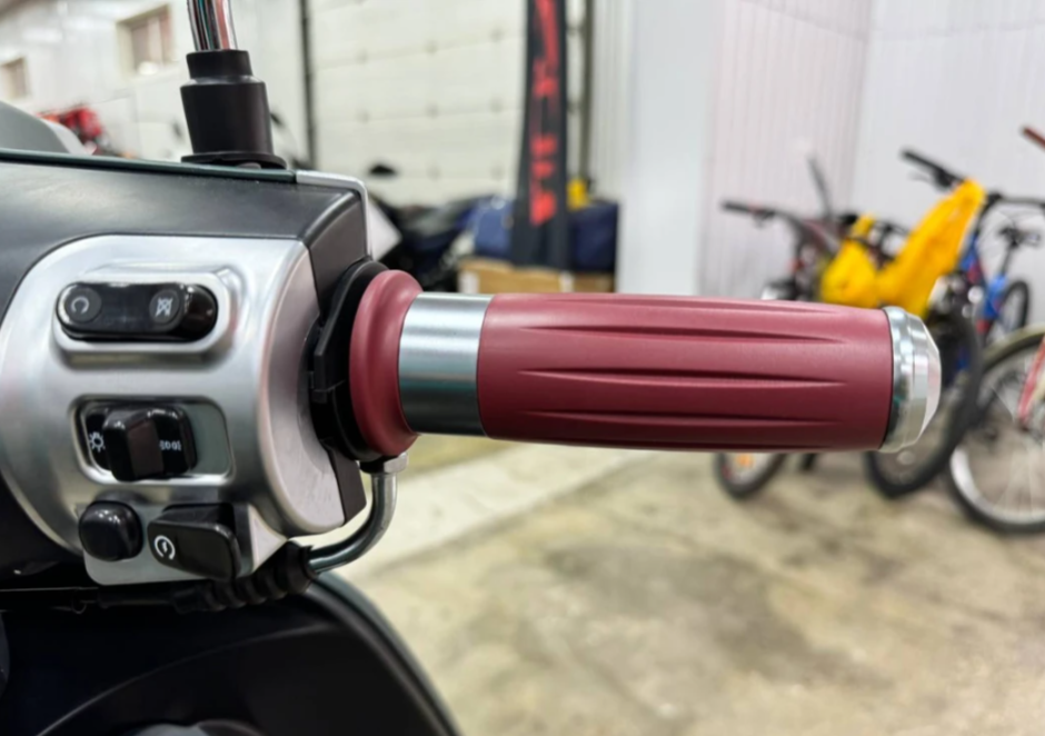 Скутер PROMAX Miami 240 (49) в Хасавюрте