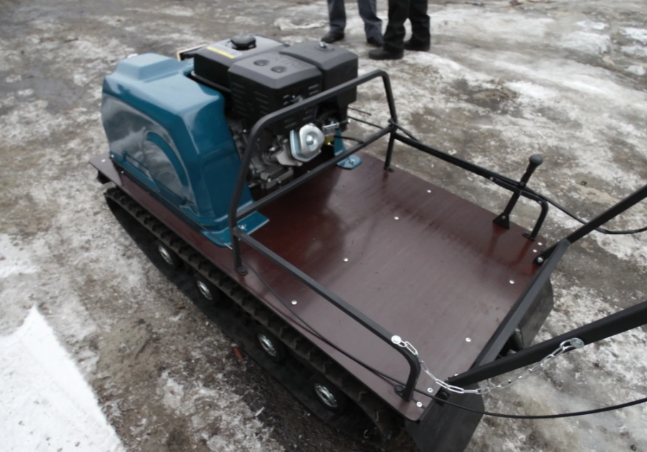 Мотобуксировщик AhtaR LR13 с реверс-вариатором Буран (задний ход) в Хасавюрте