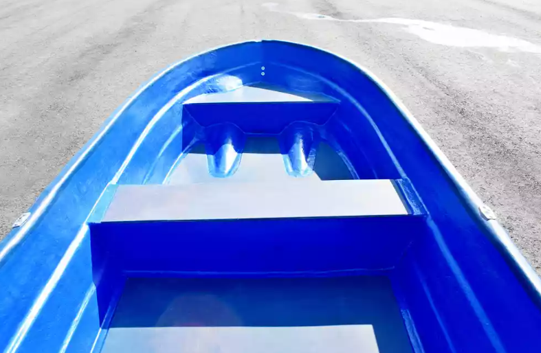 Стеклопластиковая лодка Neman-340 (тримаран) в Хасавюрте