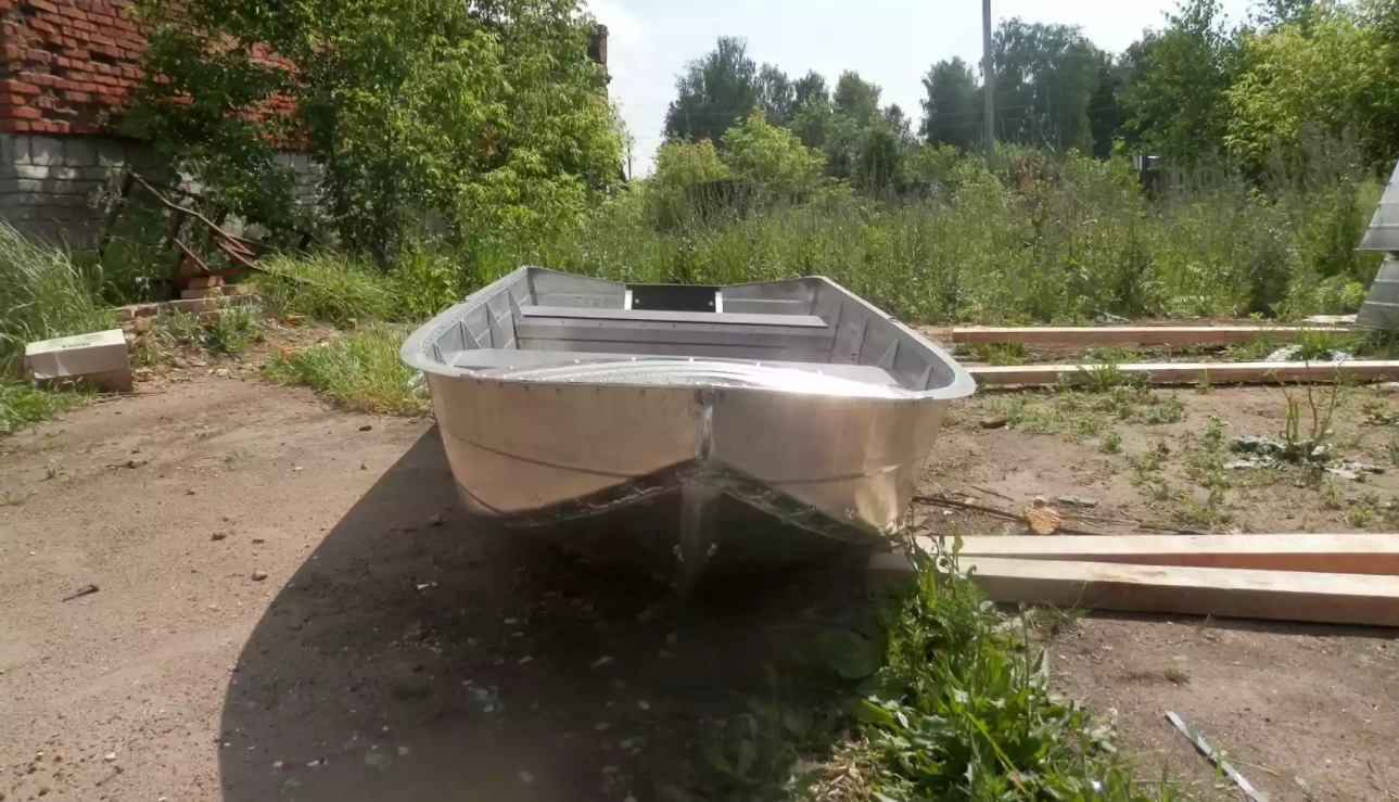 Алюминиевая лодка Вятка-Профи 32 в Хасавюрте