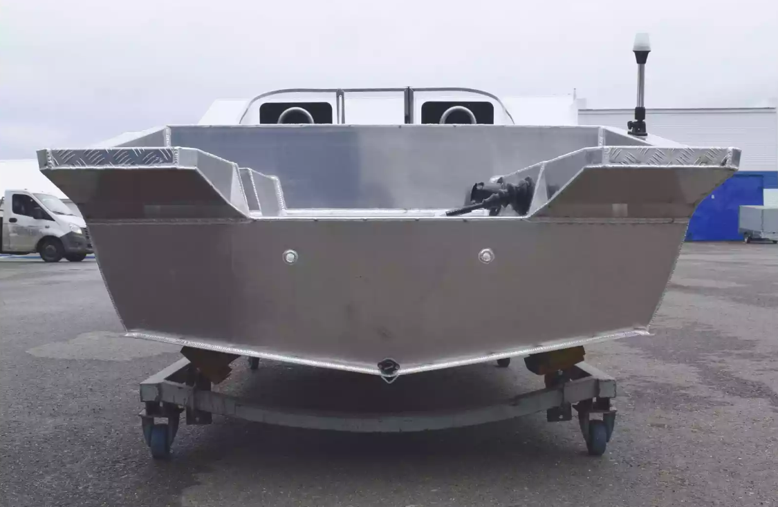 Алюминиевая лодка  Neman-400 PRO в Хасавюрте