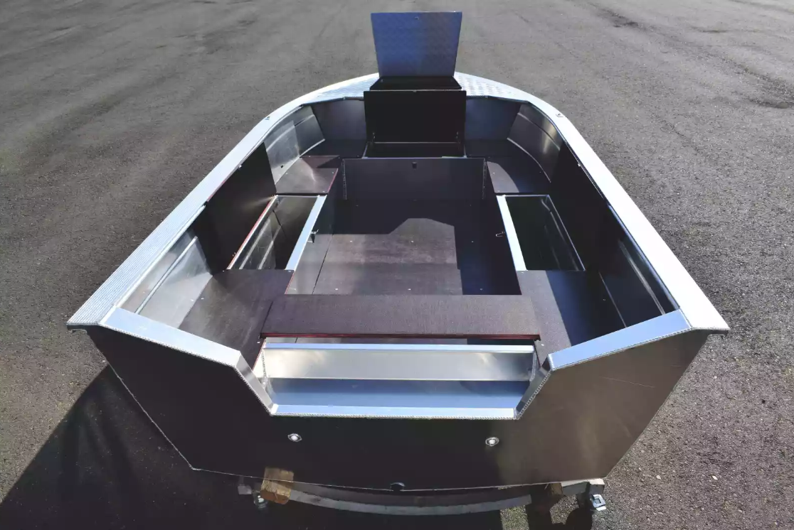 Алюминиевая лодка Неман-400 Р PRO в Хасавюрте