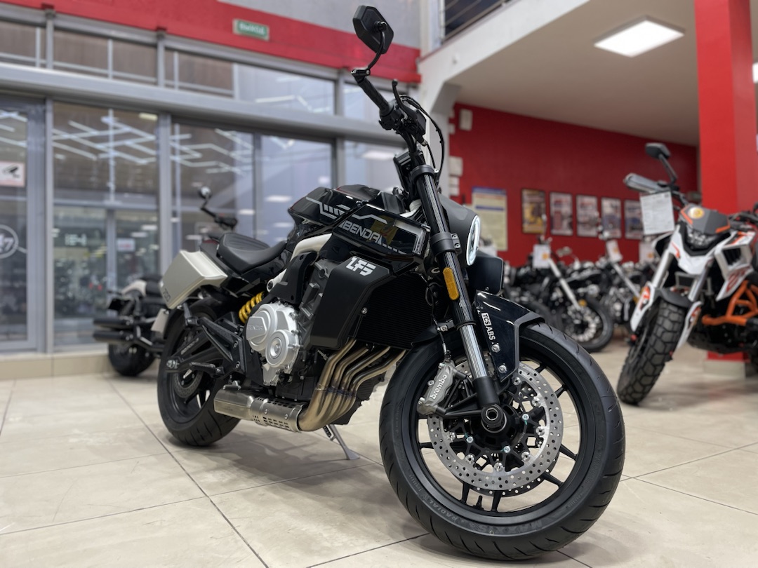 Мотоцикл Benda LFS 700 в Хасавюрте