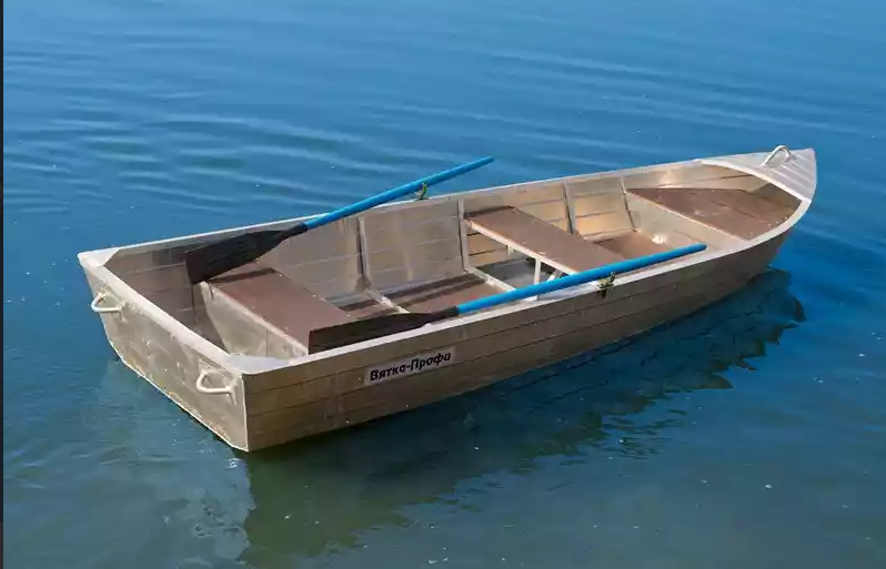 Алюминиевая лодка Вятка-Профи 37 в Хасавюрте
