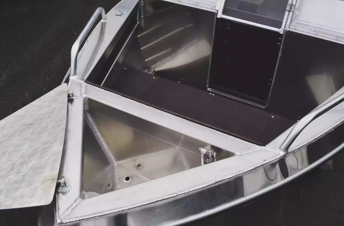 Алюминиевая лодка  Neman-400 DC в Хасавюрте