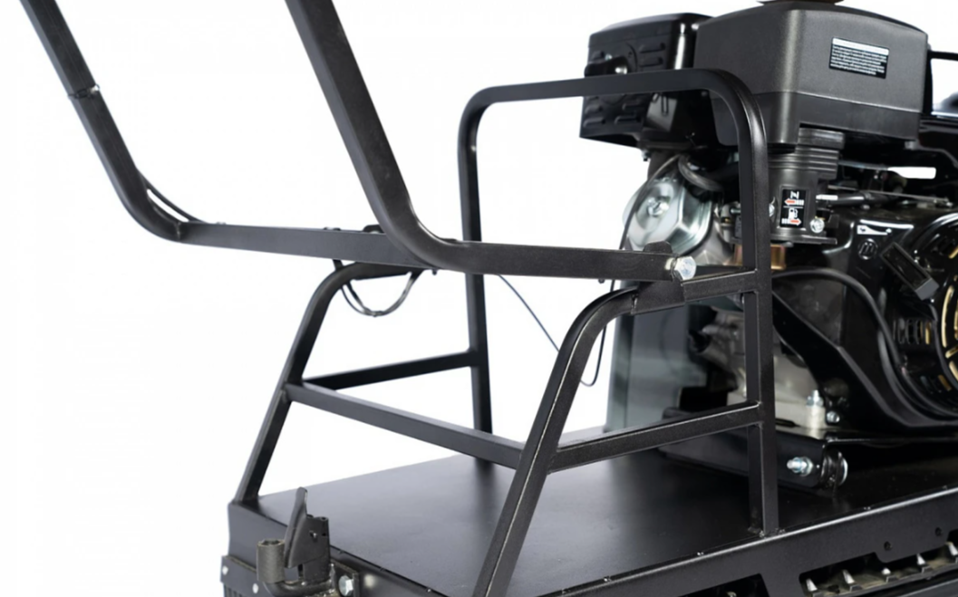 Мотобуксировщик БУРЛАК-M2 LFS 15 л.с. с эл/зап (передний привод, склизы) в Хасавюрте