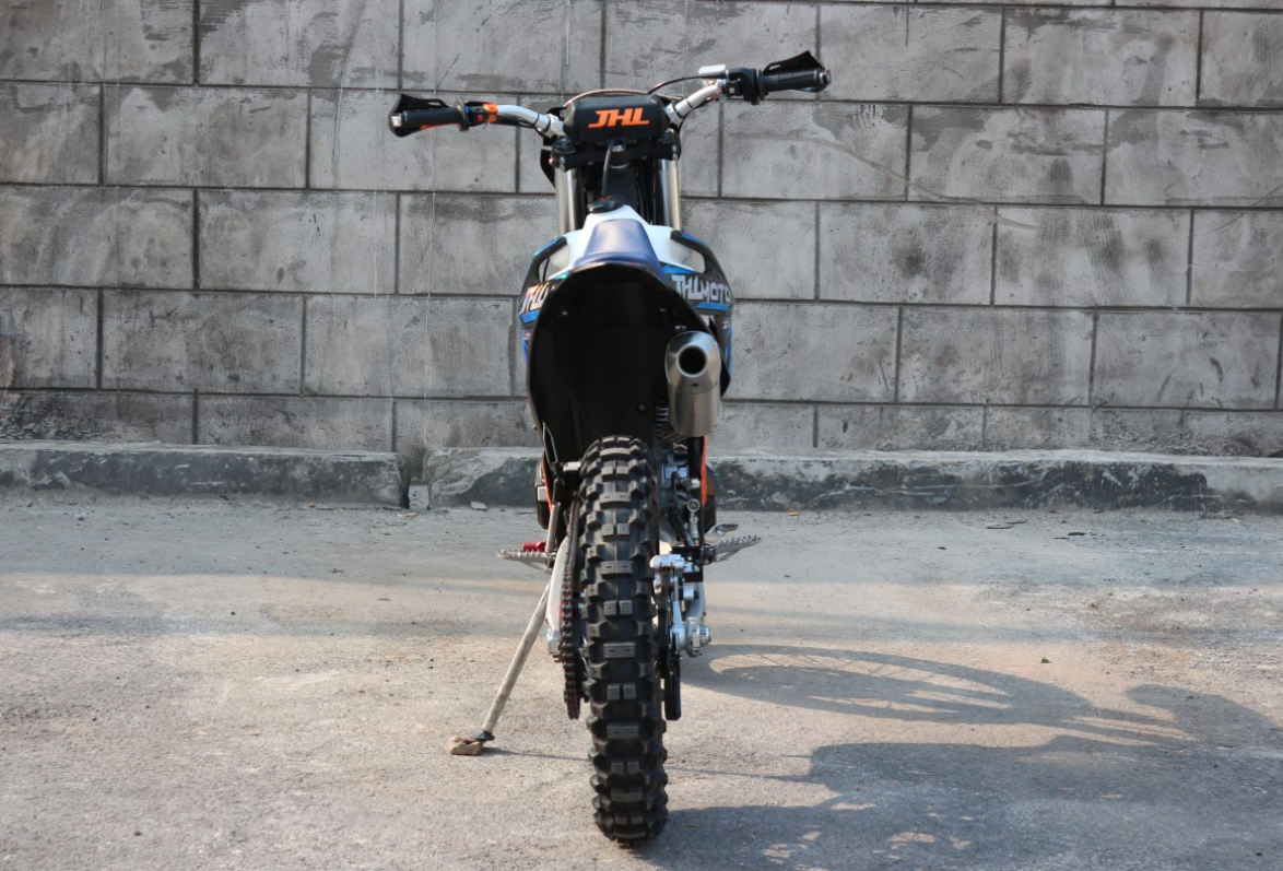 Мотоцикл JHLMOTO JHL Z3 CB250 (172FMM-3A) в Хасавюрте