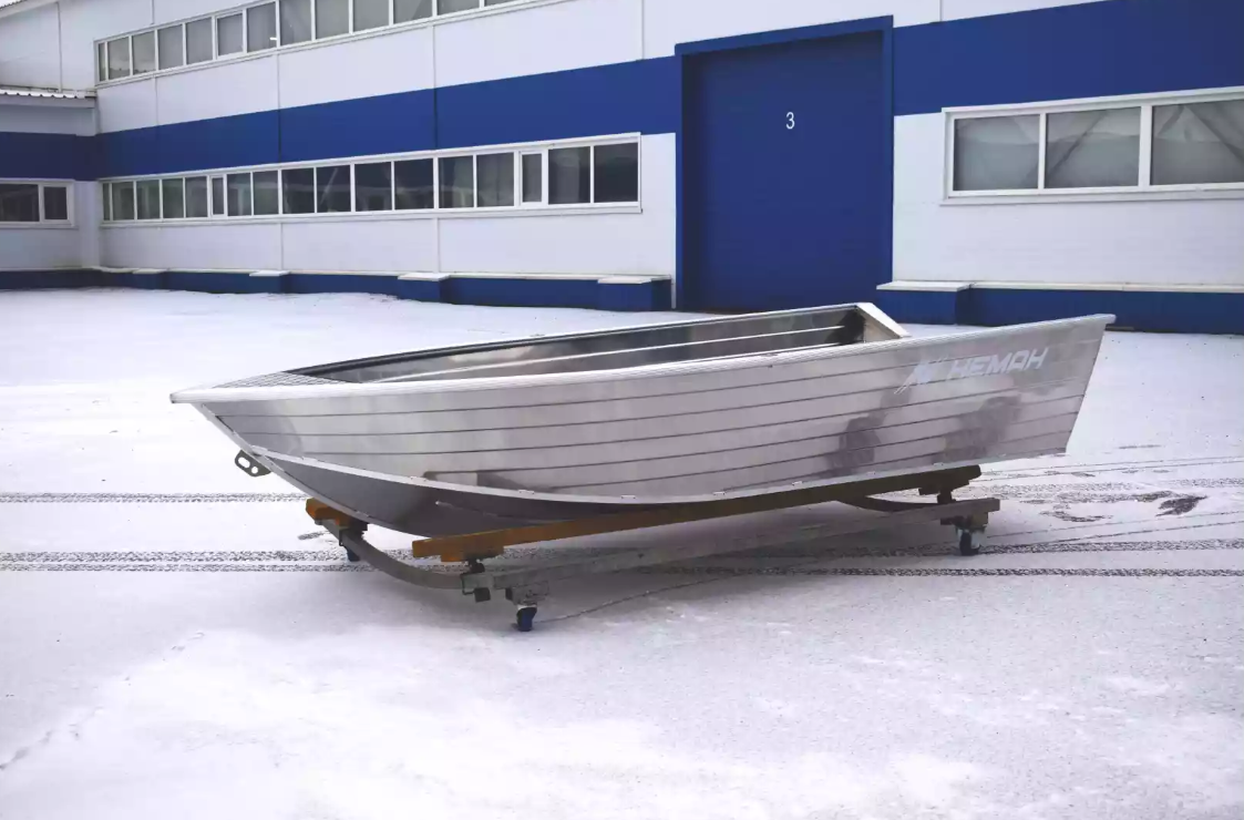 Алюминиевая лодка Неман-400 в Хасавюрте