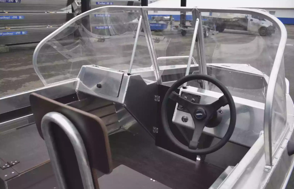 Алюминиевая лодка  Neman-400 DC в Хасавюрте