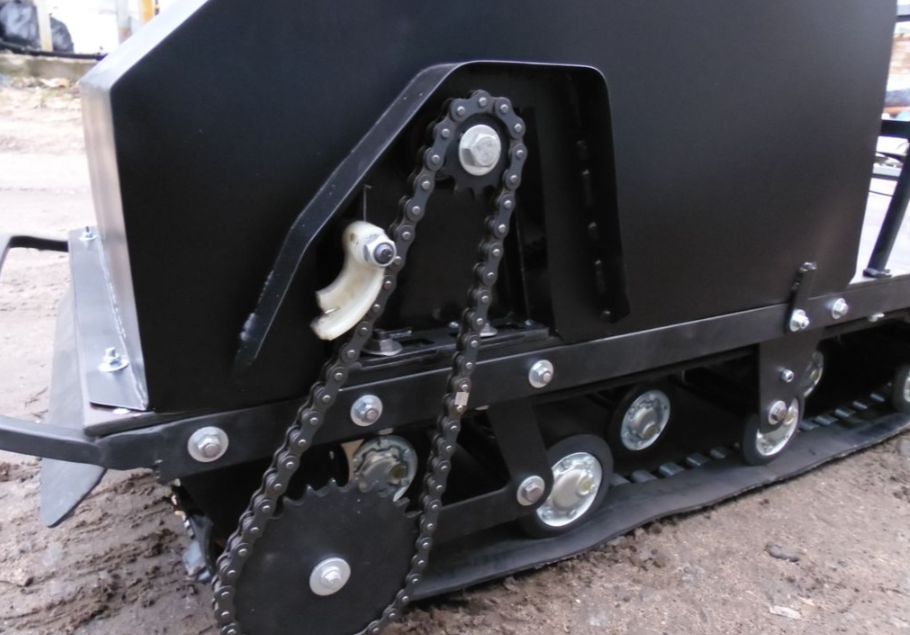 Мотобуксировщик AhtaR Зима 15 л/с с вариатором в Хасавюрте