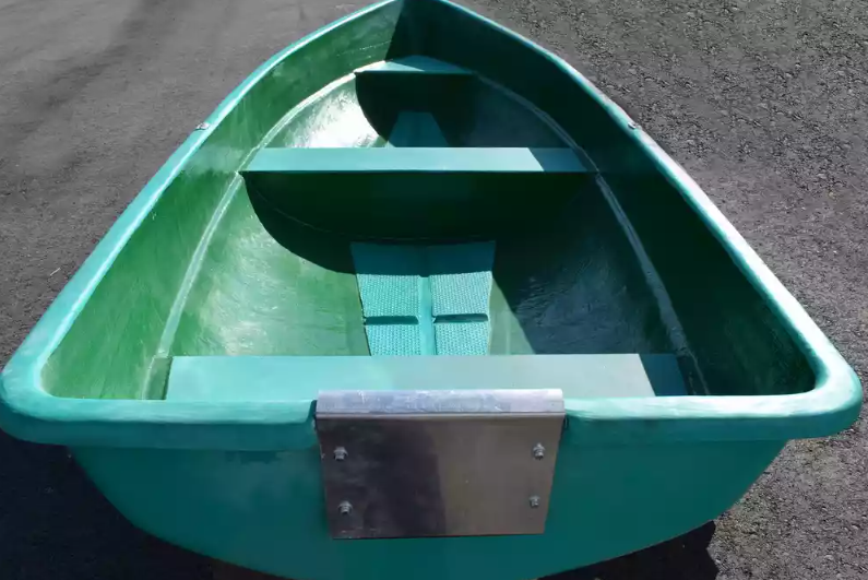 Стеклопластиковая Лодка Голавль в Хасавюрте