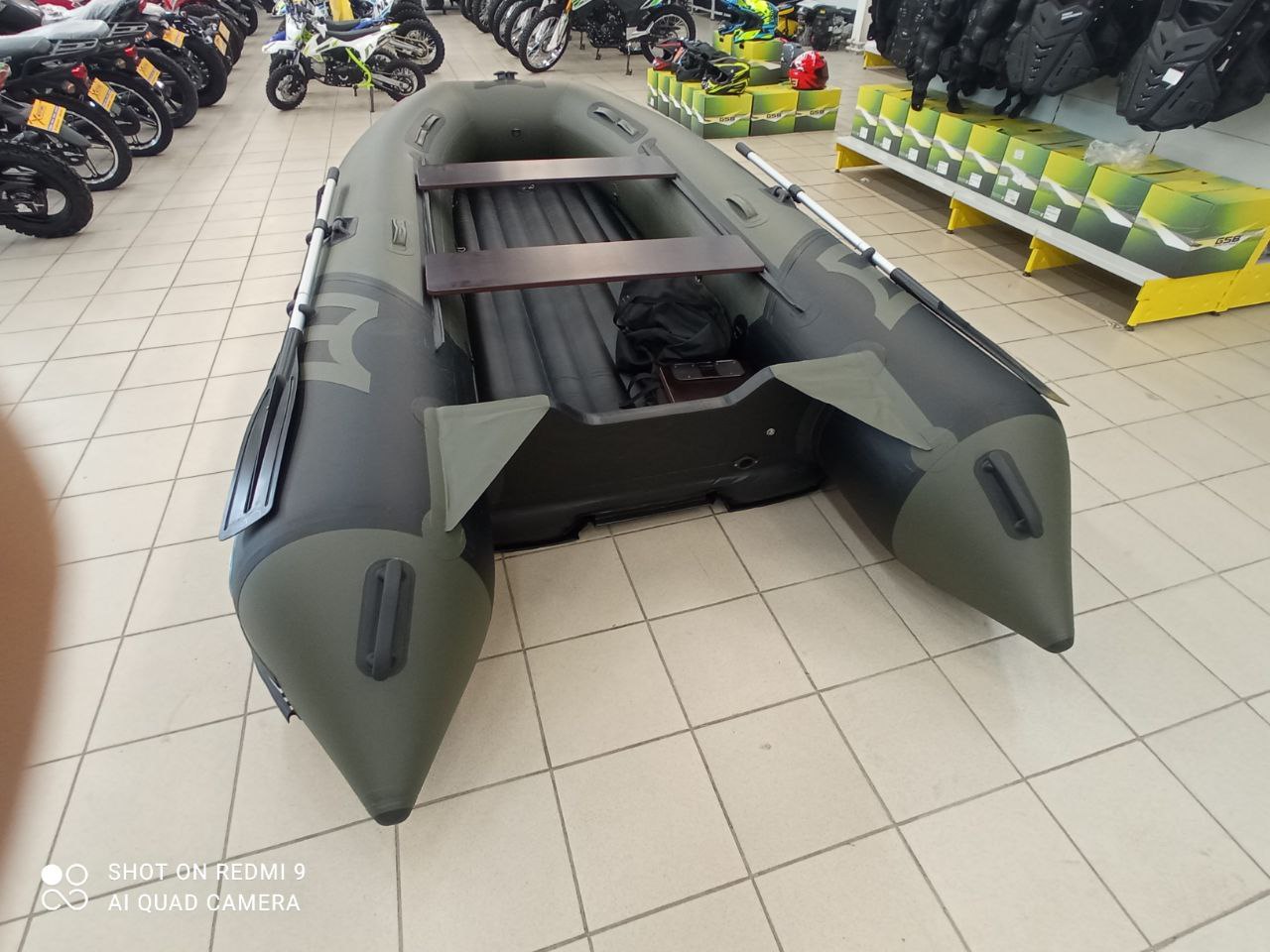 Лодка MISHIMO RIVER JET 400 под водомет в Хасавюрте