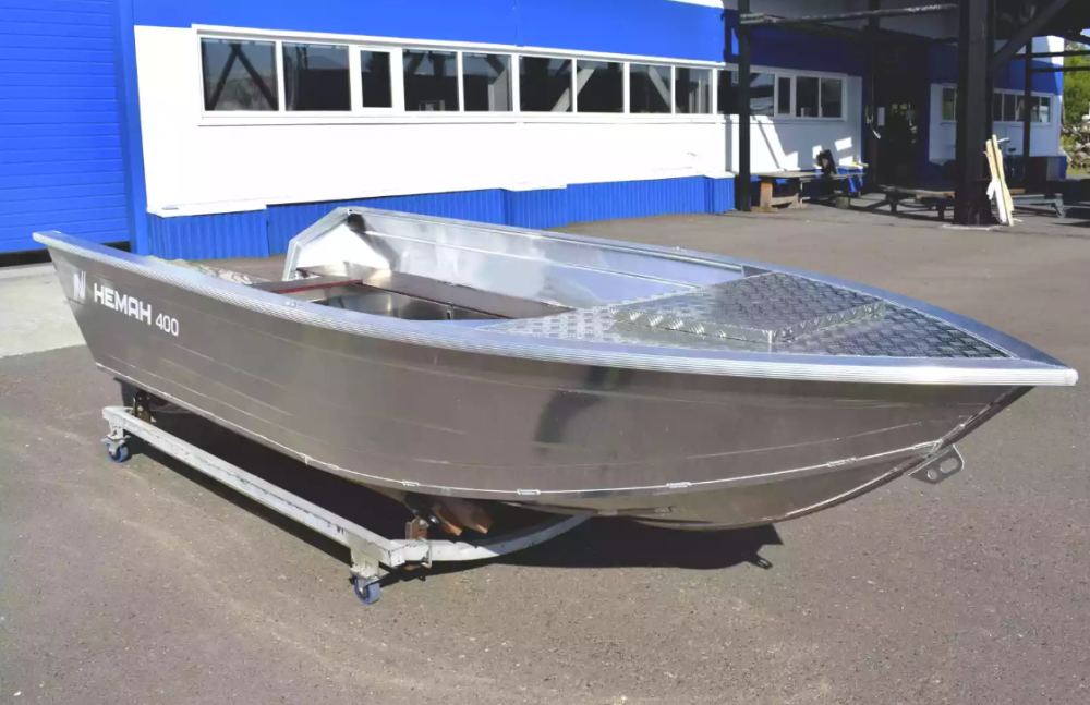 Алюминиевая лодка Неман-400 Р PRO в Хасавюрте