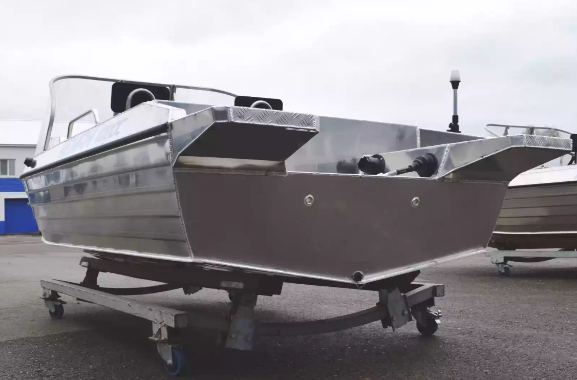 Алюминиевая лодка  Neman-400 DC в Хасавюрте