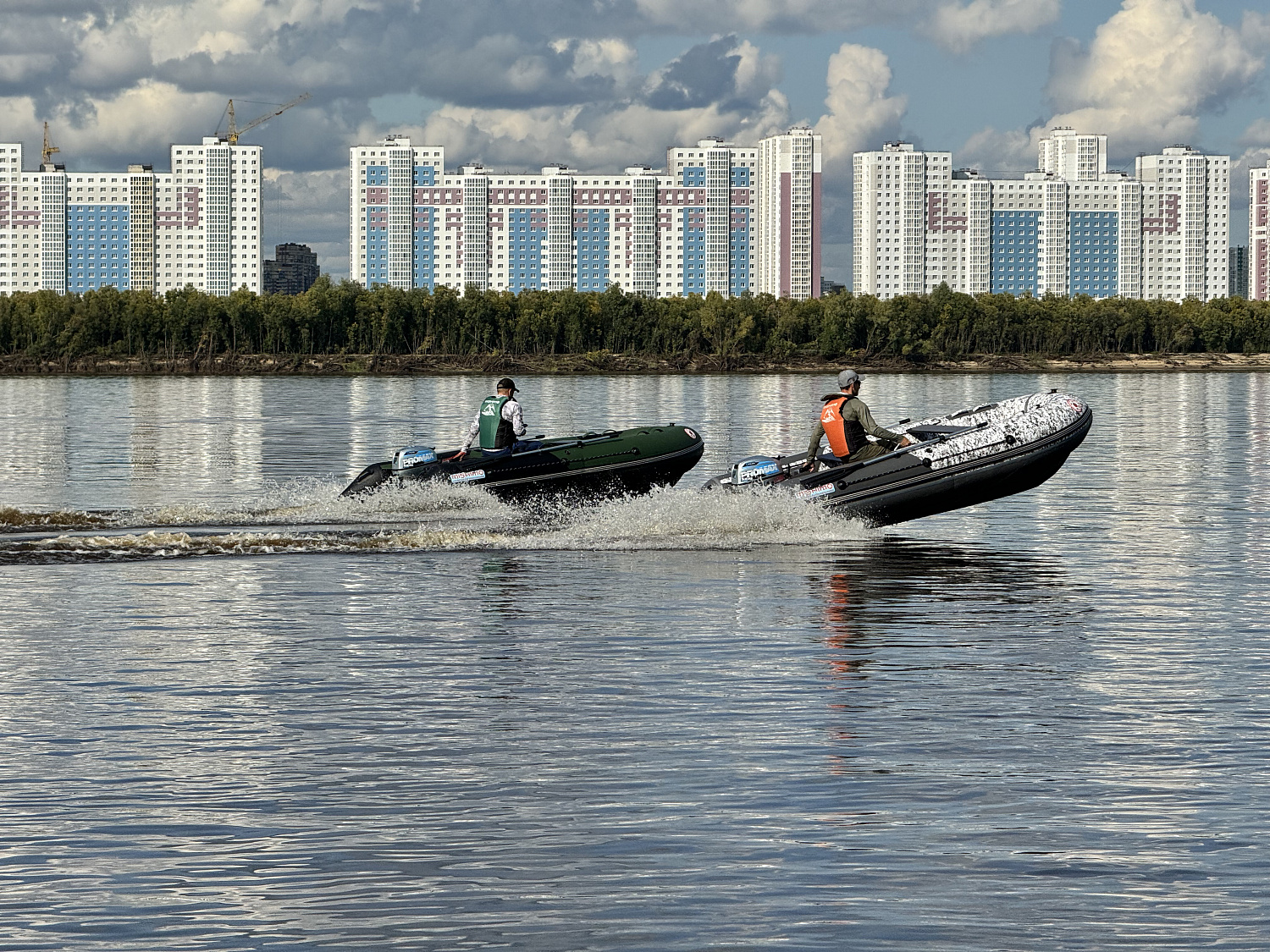 Лодка MISHIMO BIG FLOOR 440 в Хасавюрте