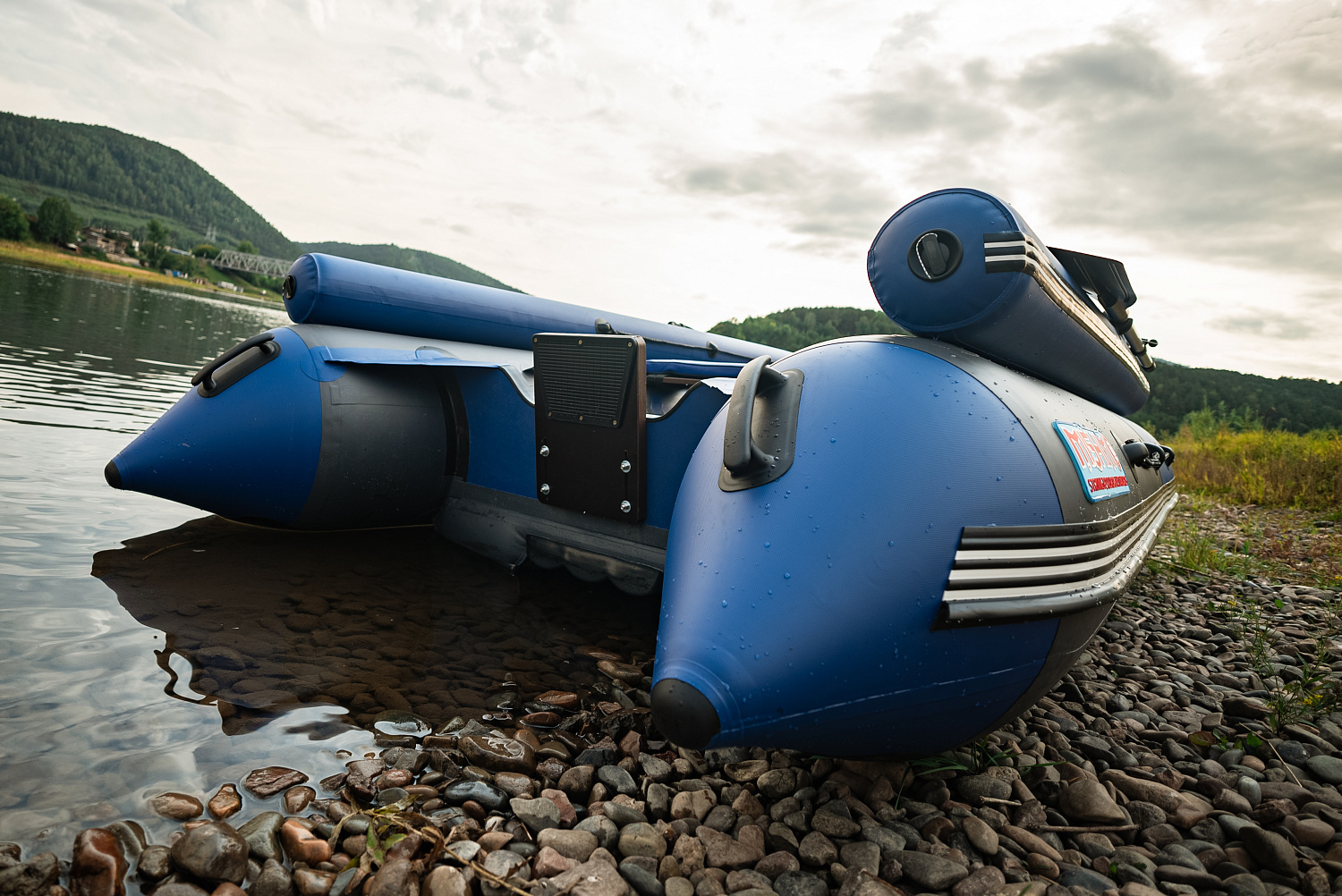 Лодка MISHIMO RIVER FJET PRO 400 под водомет в Хасавюрте