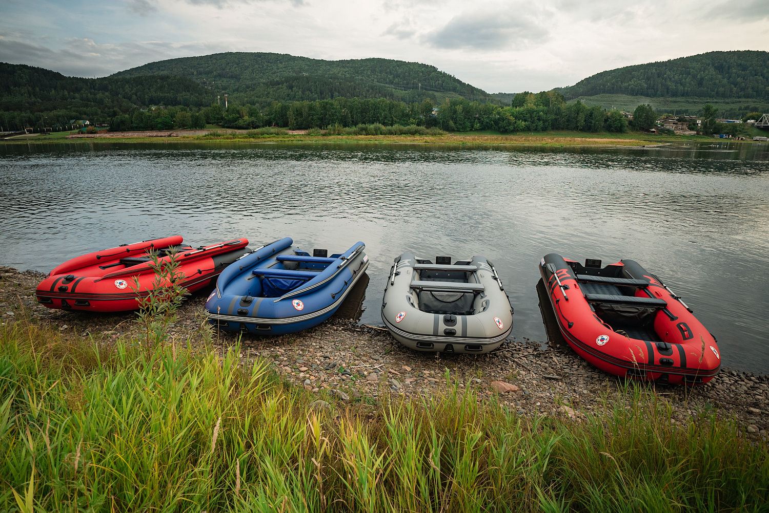 Лодка MISHIMO RIVER FJET PRO 400 под водомет в Хасавюрте