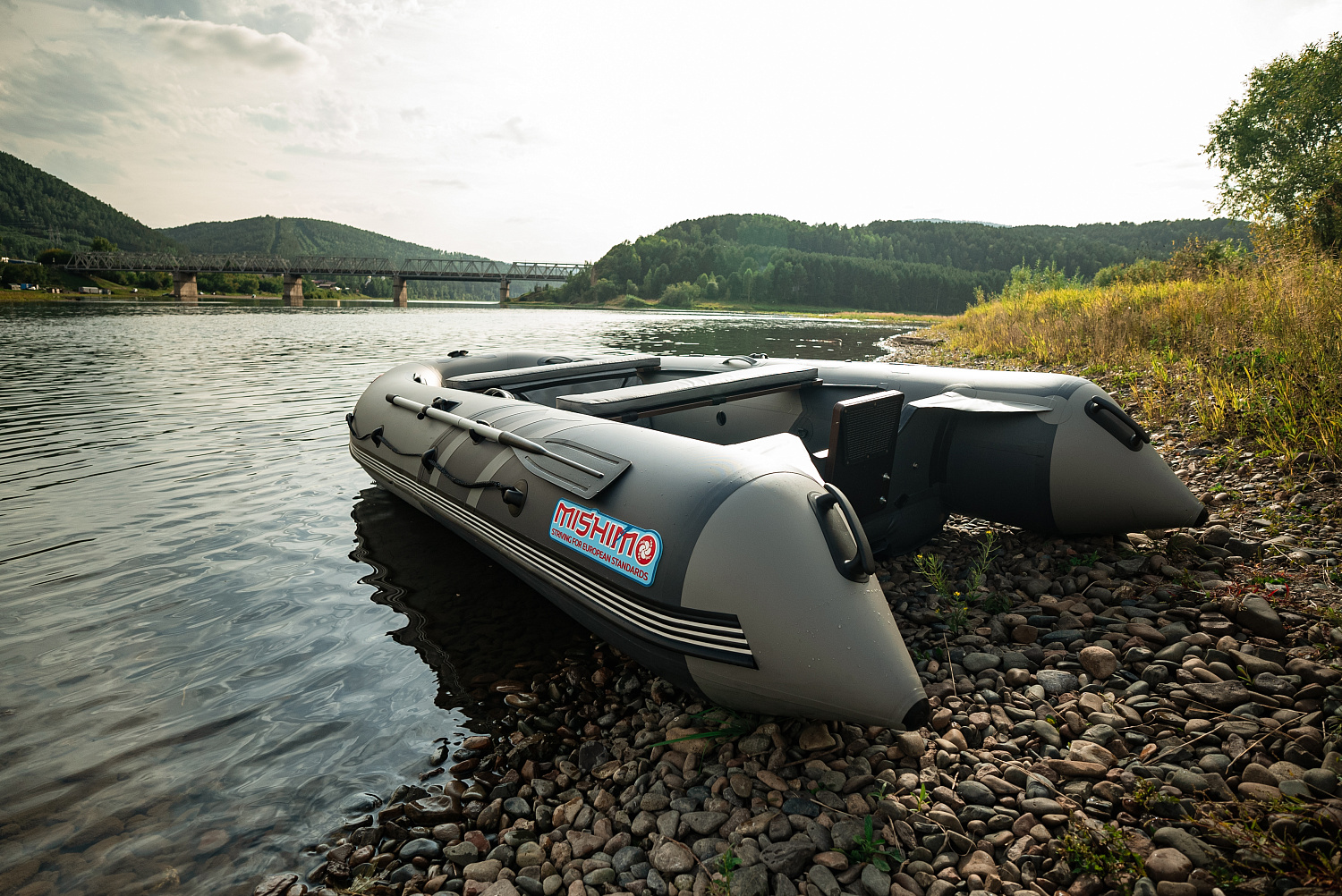 Лодка MISHIMO RIVER JET 390 под водомет в Хасавюрте