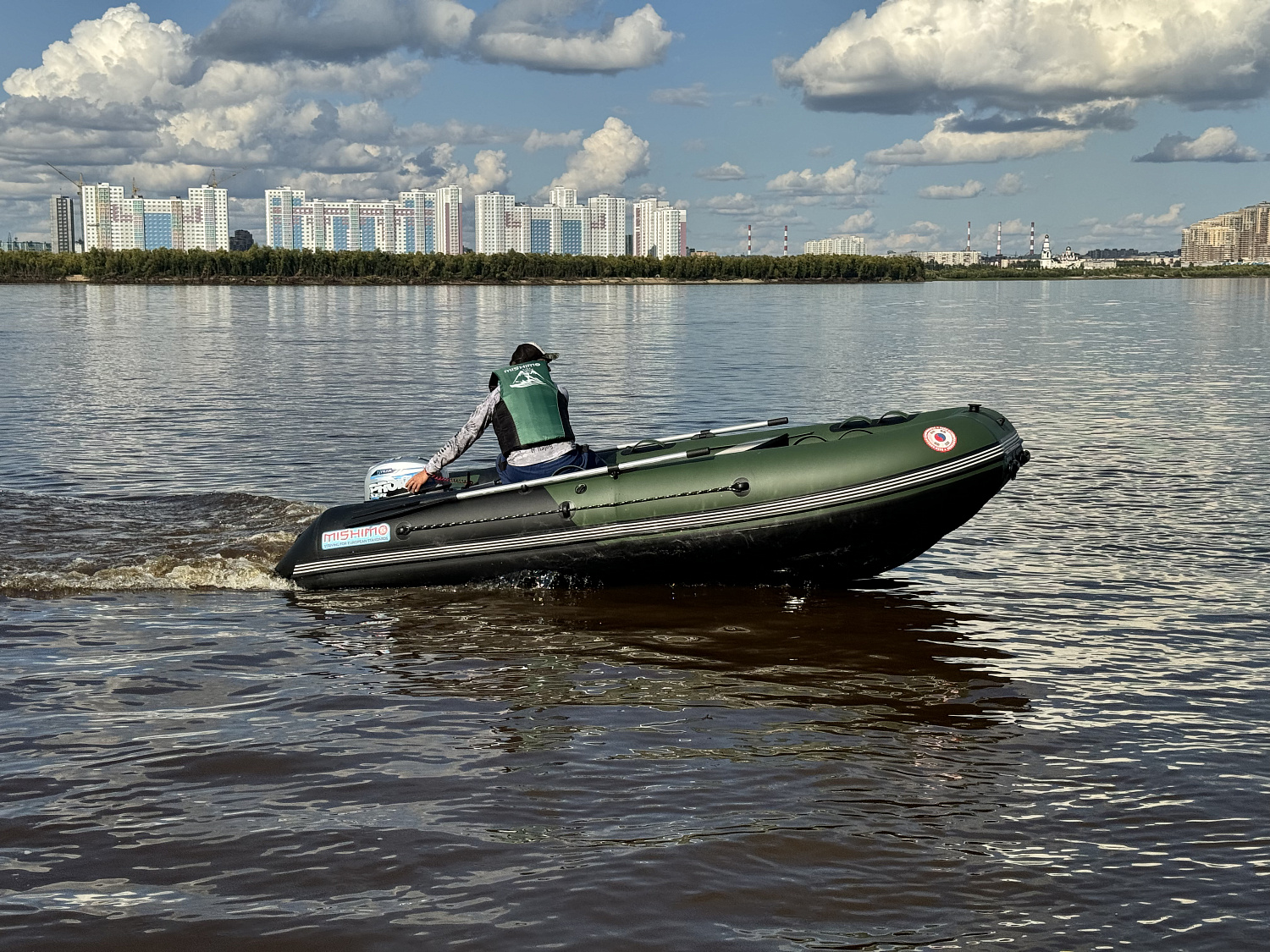 Лодка MISHIMO BIG FLOOR 400 в Хасавюрте