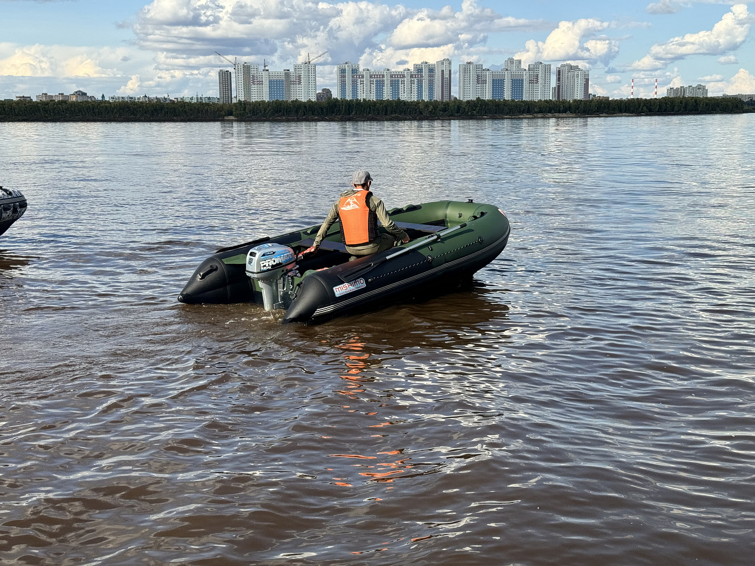 Лодка MISHIMO BIG FLOOR 380 в Хасавюрте