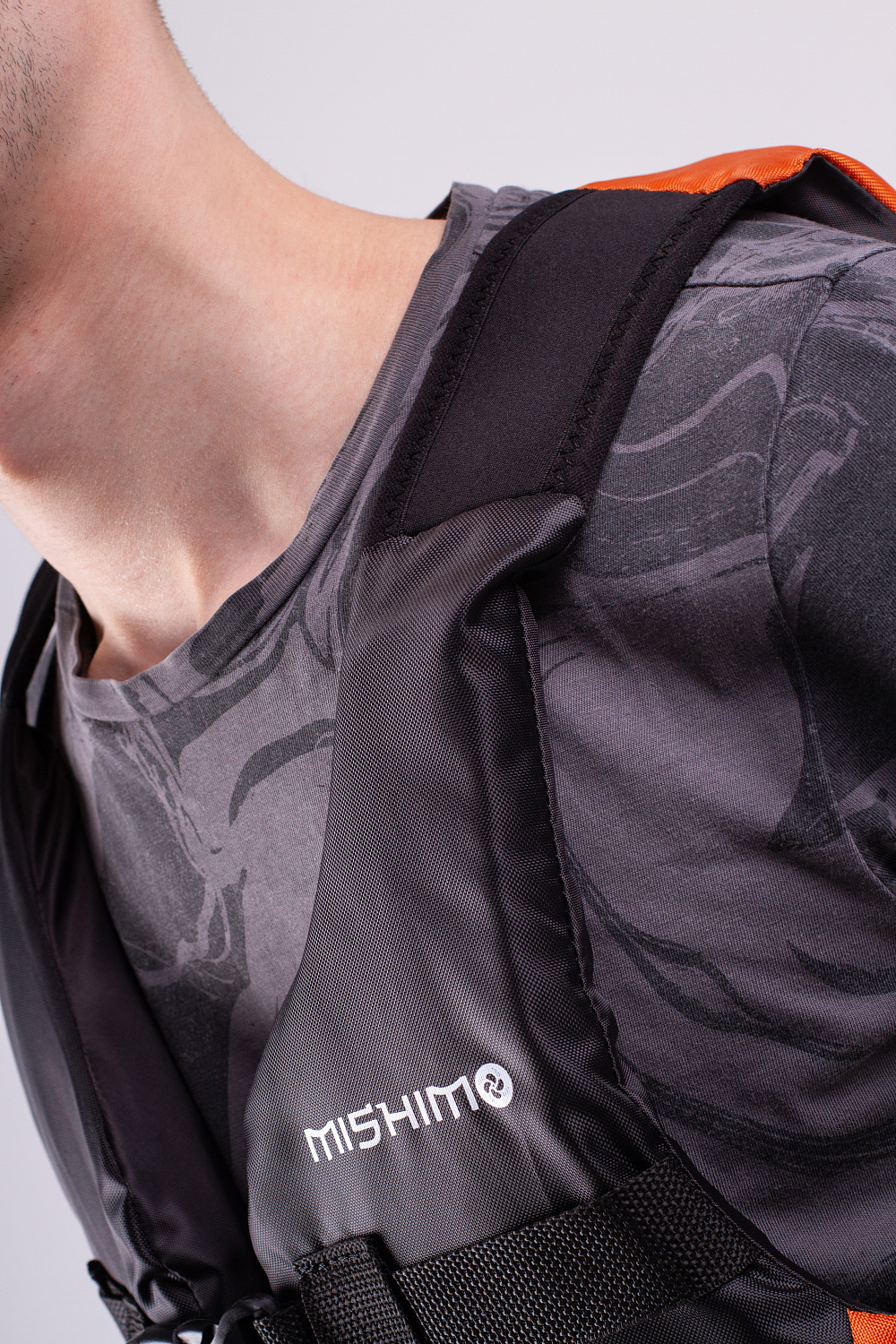 Жилет спасательный MISHIMO PRO Премиум качества Черно-оранжевый в Хасавюрте