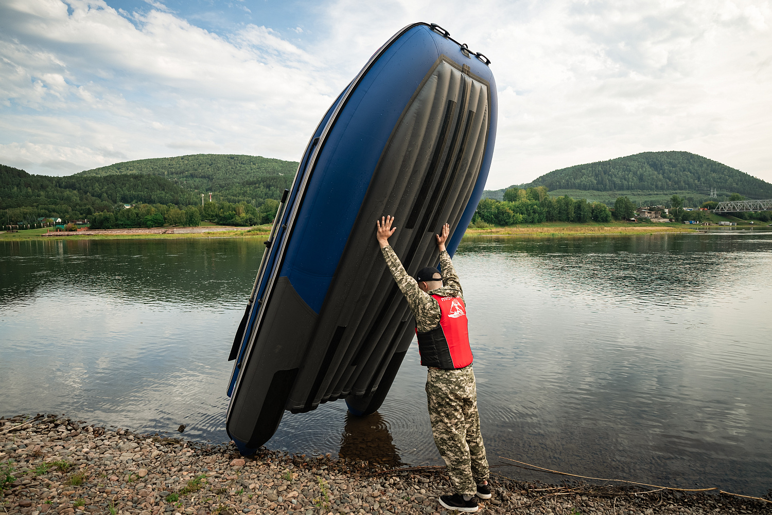 Лодка MISHIMO RIVER FJET PRO 400 под водомет в Хасавюрте