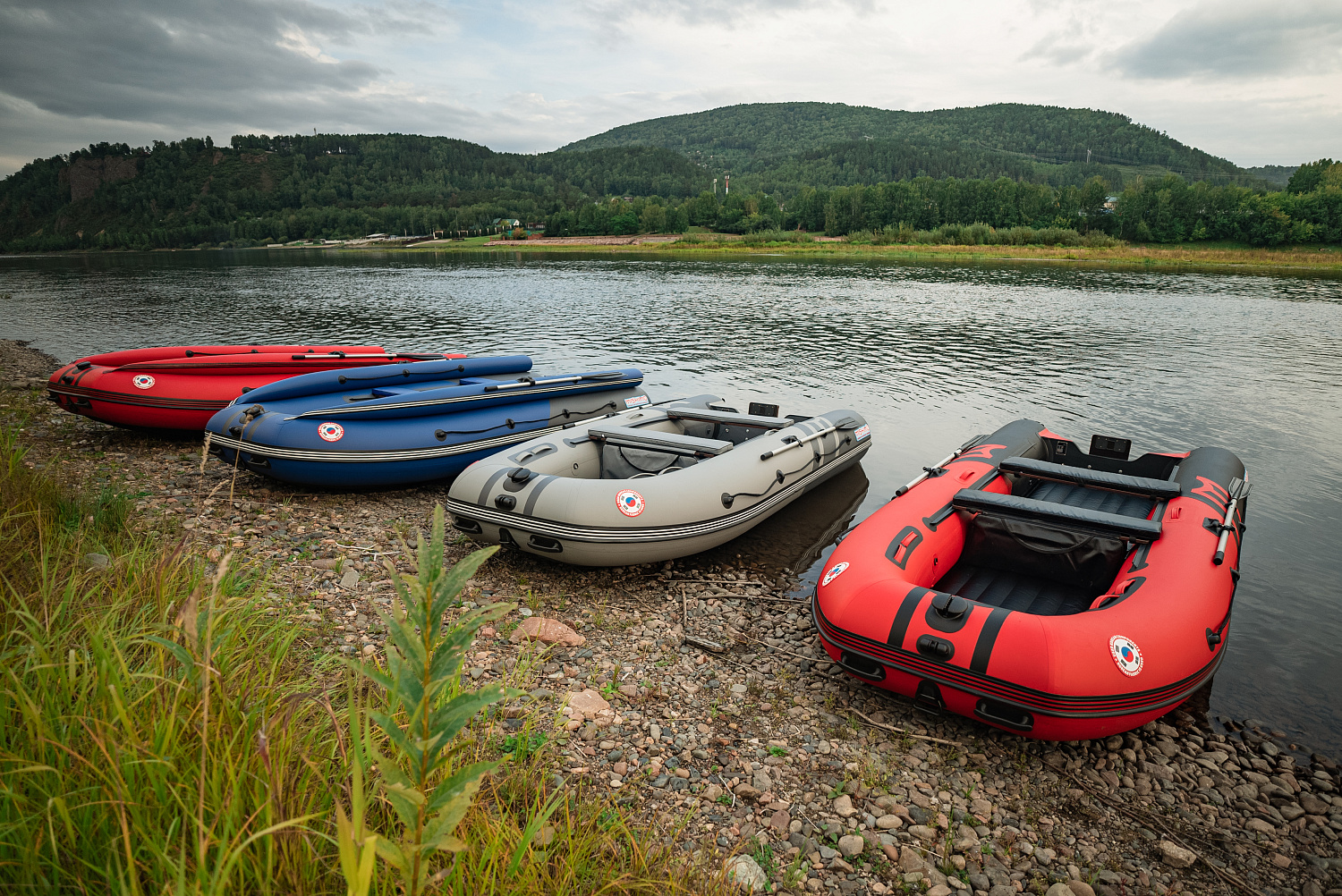 Лодка MISHIMO RIVER FJET PRO 400 под водомет в Хасавюрте
